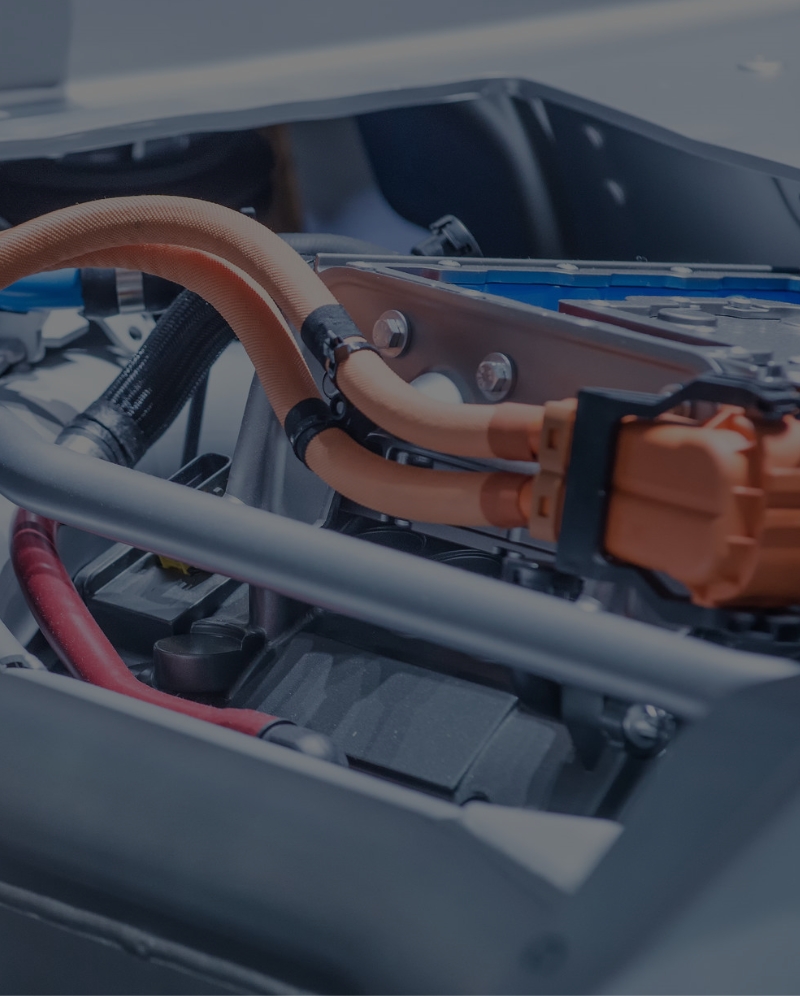 Medium and Small Hybrid Power System for Ships