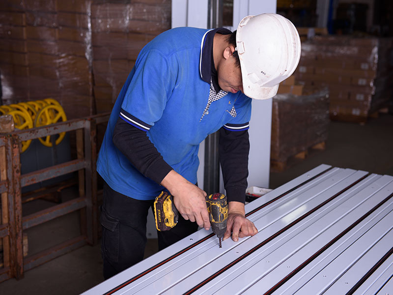 60B及び120B耐火及び防煙ローラーシャッター